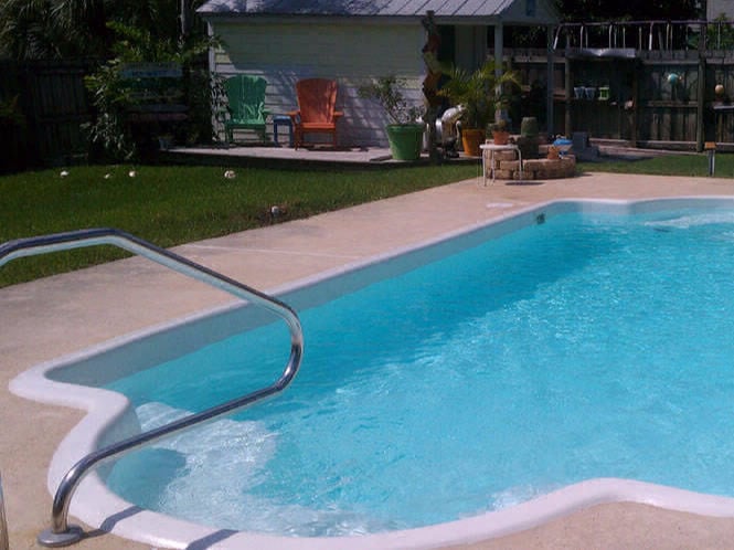 limpeza e manutenção de piscinas na região de Sorocaba e Votorantim
